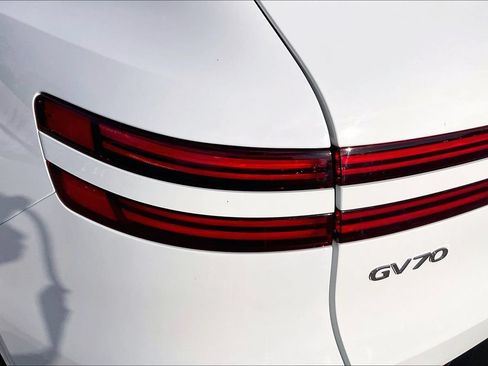 Used 2026 Genesis GV70 2.5T AWD/4WD image 28