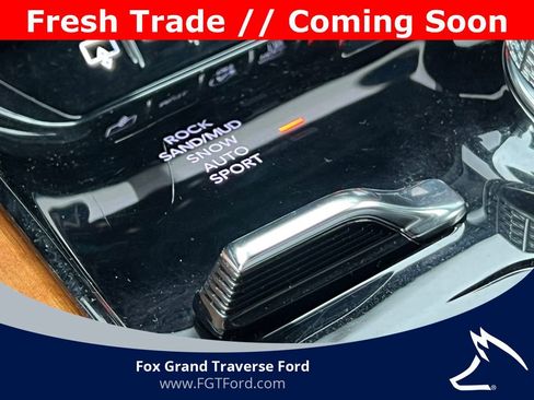 Used 2024 Jeep Grand Wagoneer L Series III image 27