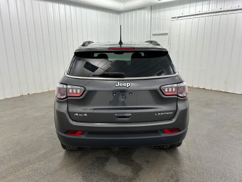Used 2021 Jeep Compass Limited AWD/4WD image 31