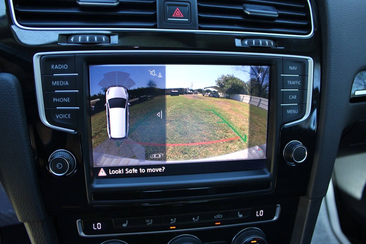 Used 2016 Volkswagen Golf SEL FWD image 28