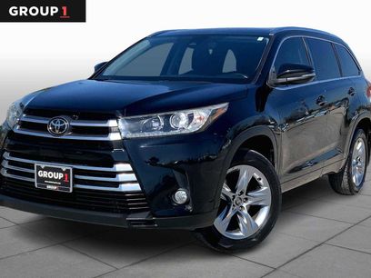 Used 2017 Toyota Highlander Limited