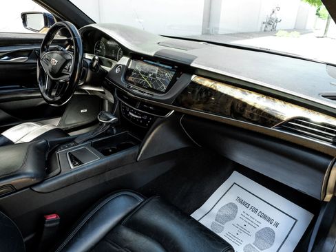 Used 2017 Cadillac CT6 Luxury image 24