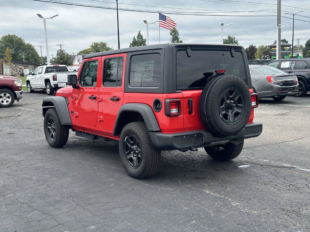 Used 2026 Jeep Wrangler Unlimited Sport AWD/4WD image 6