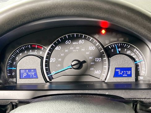 Used 2015 Toyota Camry LE FWD image 23