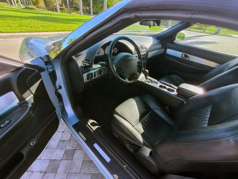 Used 2004 Ford Thunderbird image 34