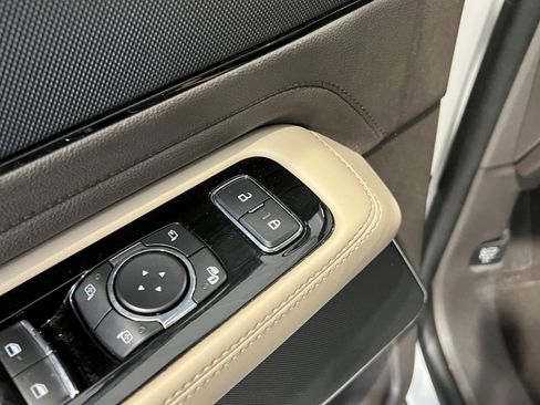 Used 2022 Lincoln Aviator Reserve w/ Elements Package Plus image 31