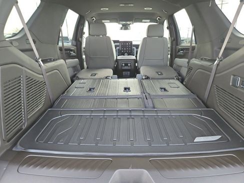 New 2026 GMC Yukon Elevation w/ LPO, Floor Liner Package image 12
