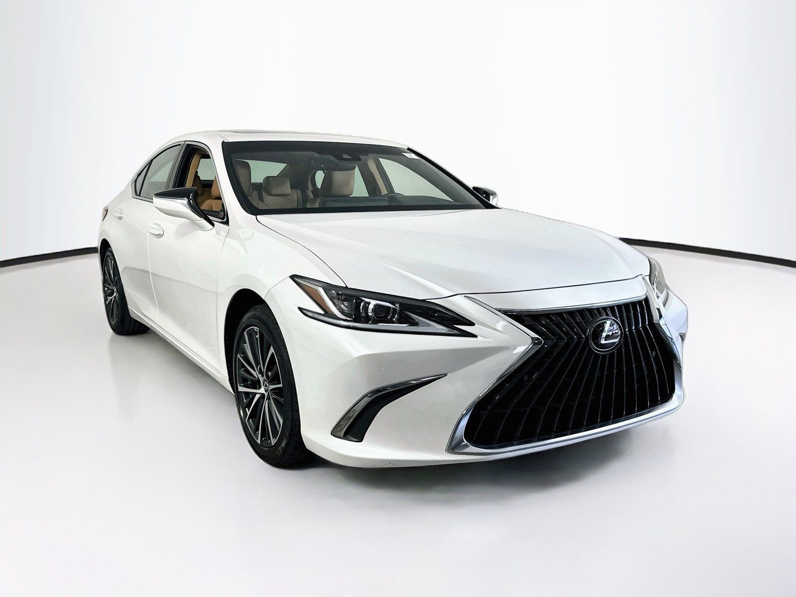 Used 2023 Lexus ES 350 w/ Premium Package FWD image 3