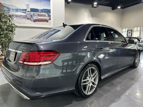 Used 2016 Mercedes-Benz E 350 4MATIC Sedan image 30