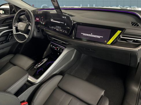 Certified 2025 Audi Q5 Prestige image 31