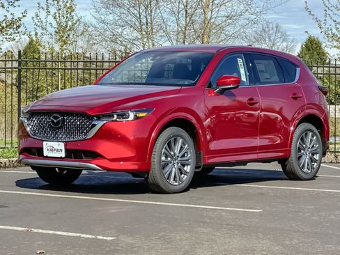 New 2025 MAZDA CX-5 Signature image 8