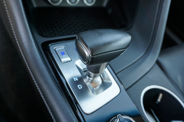Used 2025 Genesis G70 2.5T RWD image 17