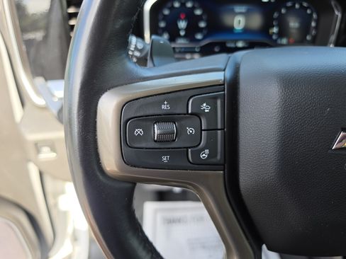 Used 2022 Chevrolet Silverado 1500 High Country AWD/4WD image 35