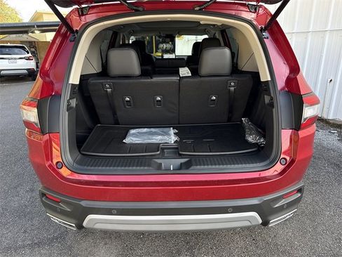 New 2025 Honda Pilot Touring image 31