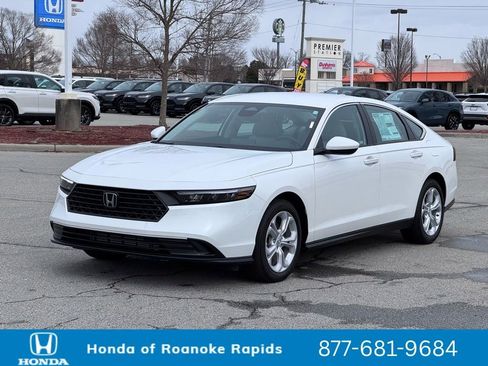 New 2026 Honda Accord LX image 2