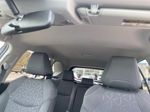 Used 2024 Toyota RAV4 XLE AWD/4WD image 29