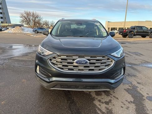 Used 2022 Ford Edge SEL w/ Convenience Package image 4