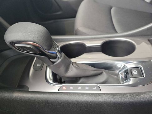 New 2025 Chevrolet Malibu LS image 15