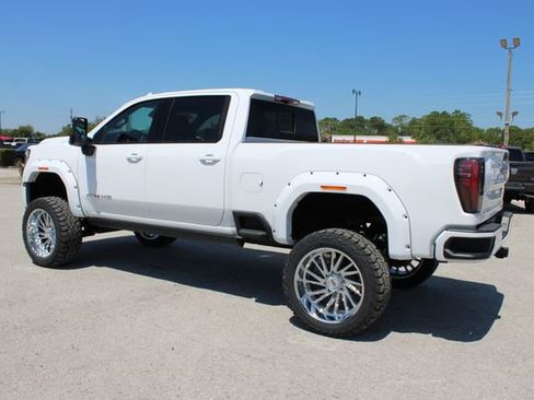 Used 2025 GMC Sierra 2500 AT4 w/ AT4 Premium Plus Package AWD/4WD image 7