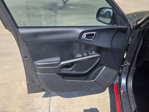 Used 2022 Kia Soul GT-Line image 23