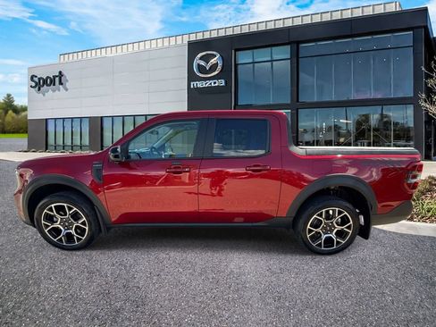 Used 2025 Ford Maverick Lariat w/ 4K Tow Package AWD/4WD image 7