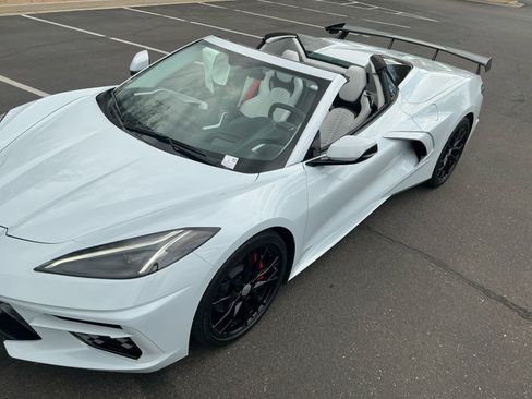 Used 2023 Chevrolet Corvette Stingray Premium Conv w/ Stealth Interior Trim Package RWD image 33