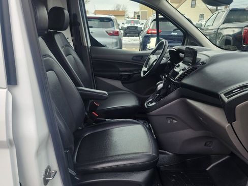 Used 2020 Ford Transit Connect XL image 12