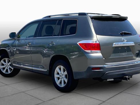 Used 2011 Toyota Highlander 4WD w/ Tech Pkg image 11
