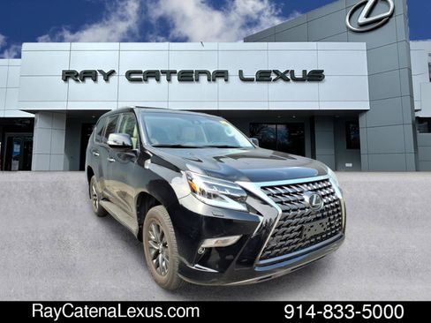 Used 2023 Lexus GX 460 Premium w/ Premium Package image 2