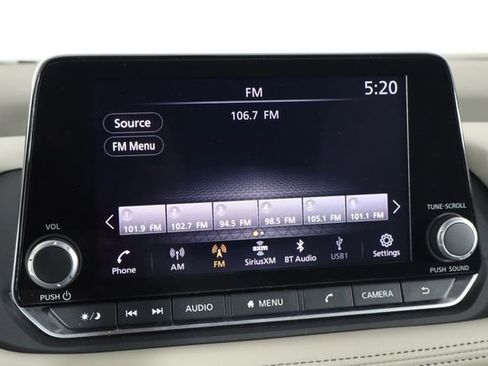 Used 2025 Nissan Rogue SV FWD image 26