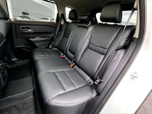 Used 2021 Nissan Rogue SL w/ Premium Package image 27