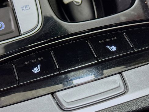 Used 2024 Hyundai Santa Cruz SEL image 4