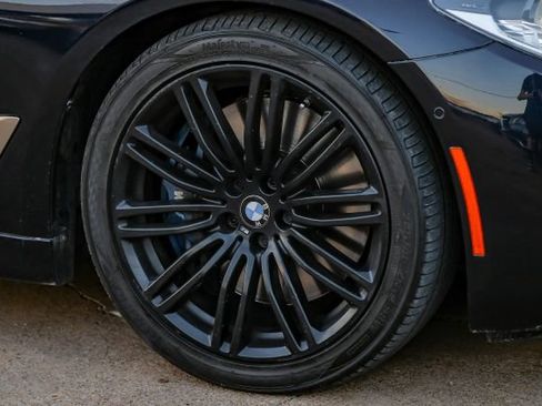 Used 2018 BMW M550i xDrive image 66