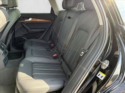 Used 2023 Audi Q5 2.0T Premium Plus AWD/4WD image 13