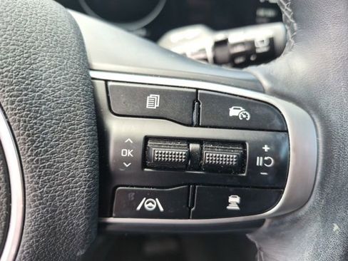 Used 2023 Kia Sportage SX FWD image 17