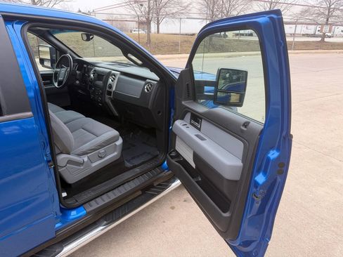 Used 2014 Ford F150 XLT w/ Equipment Group 302A Luxury AWD/4WD image 21