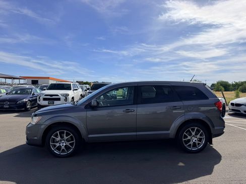 Used 2012 Dodge Journey R/T w/ Flexible Seating Group FWD image 8