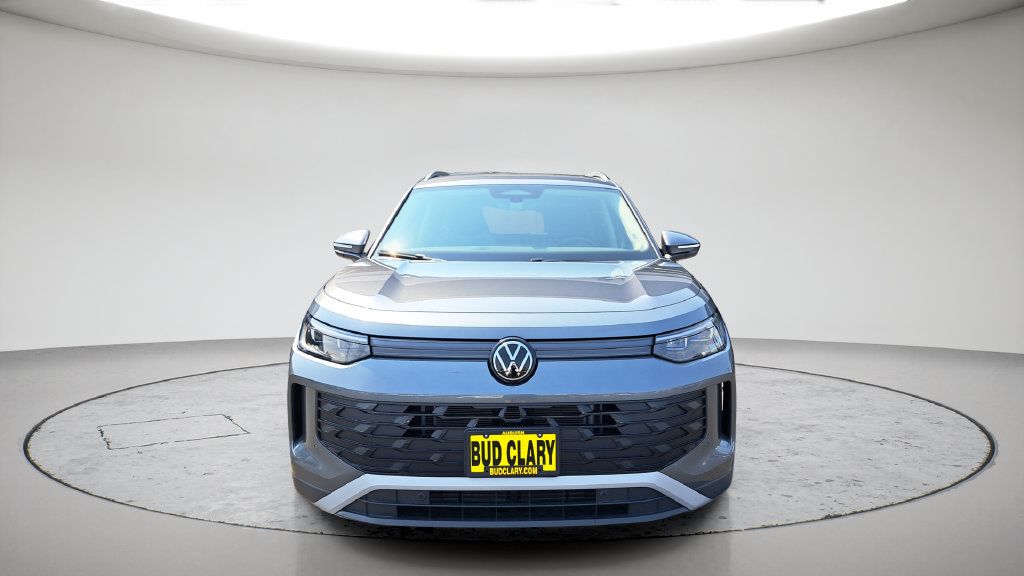 Used 2026 Volkswagen Tiguan S AWD/4WD image 2