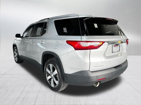 Used 2018 Chevrolet Traverse LT FWD image 6