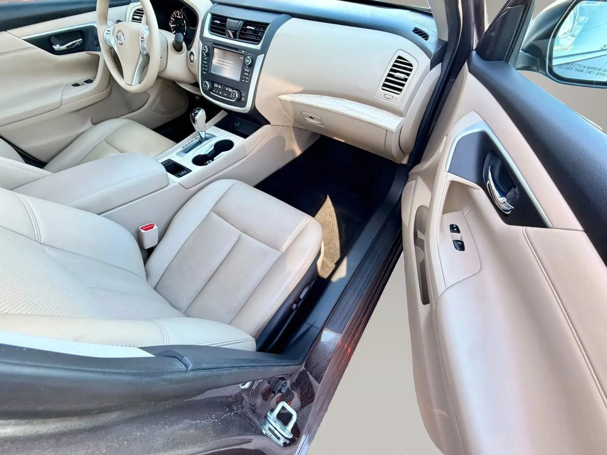 Used 2017 Nissan Altima 2.5 SL w/ 2.5 Technology Package FWD image 14