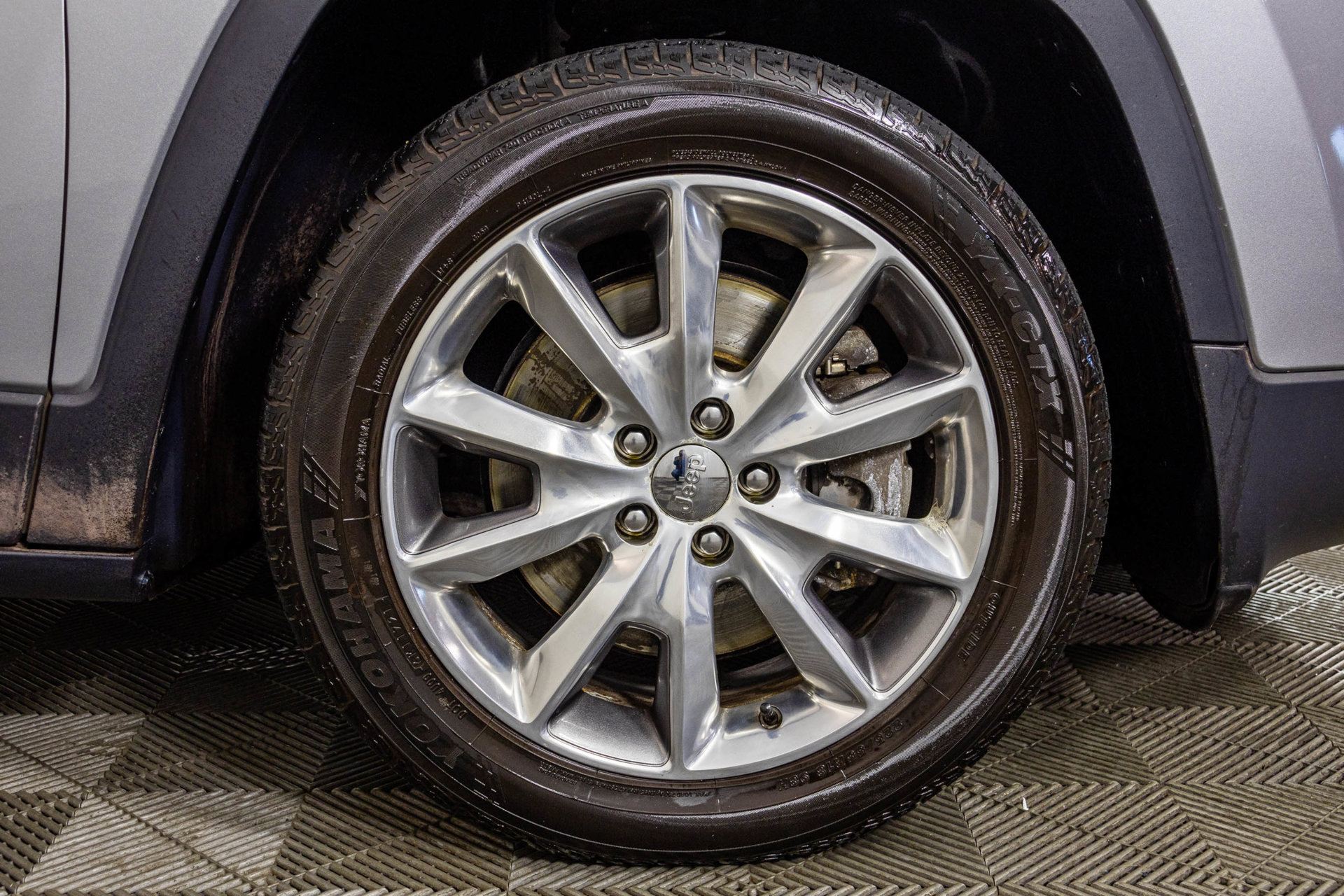 Used 2014 Jeep Cherokee Limited w/ Luxury Group FWD image 50