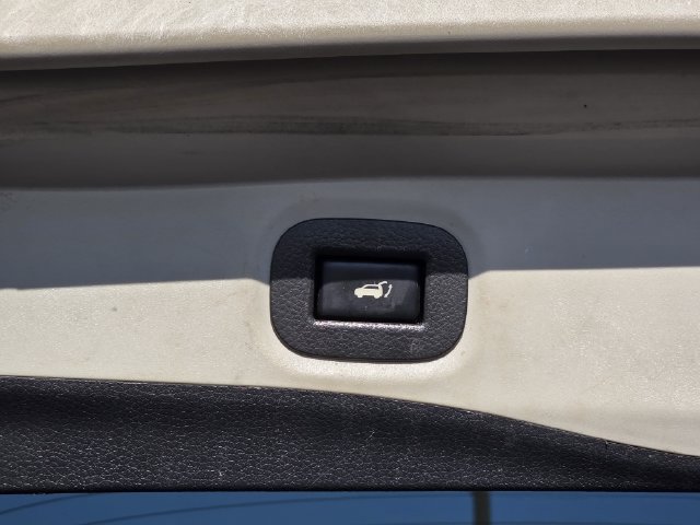 Used 2019 Nissan Rogue SL FWD image 30