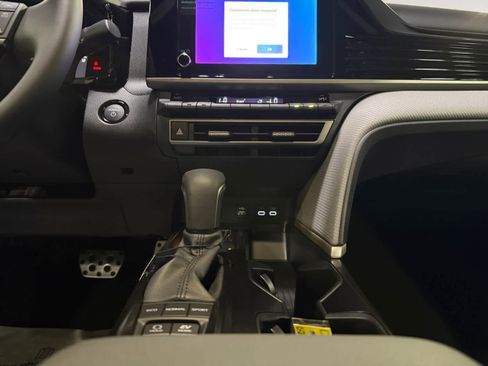 New 2026 Toyota Camry SE image 11