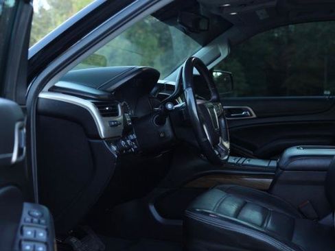 Used 2019 GMC Yukon Denali image 7