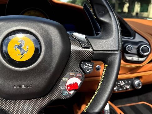 Used 2018 Ferrari 488 Spider RWD image 12