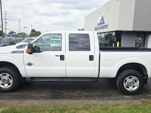 Used 2016 Ford F250 XLT w/ FX4 Off-Road Package AWD/4WD image 5