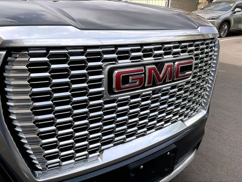 Used 2022 GMC Yukon Denali w/ Max Trailering Package image 29