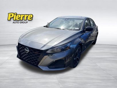 Used 2024 Nissan Altima 2.5 SR