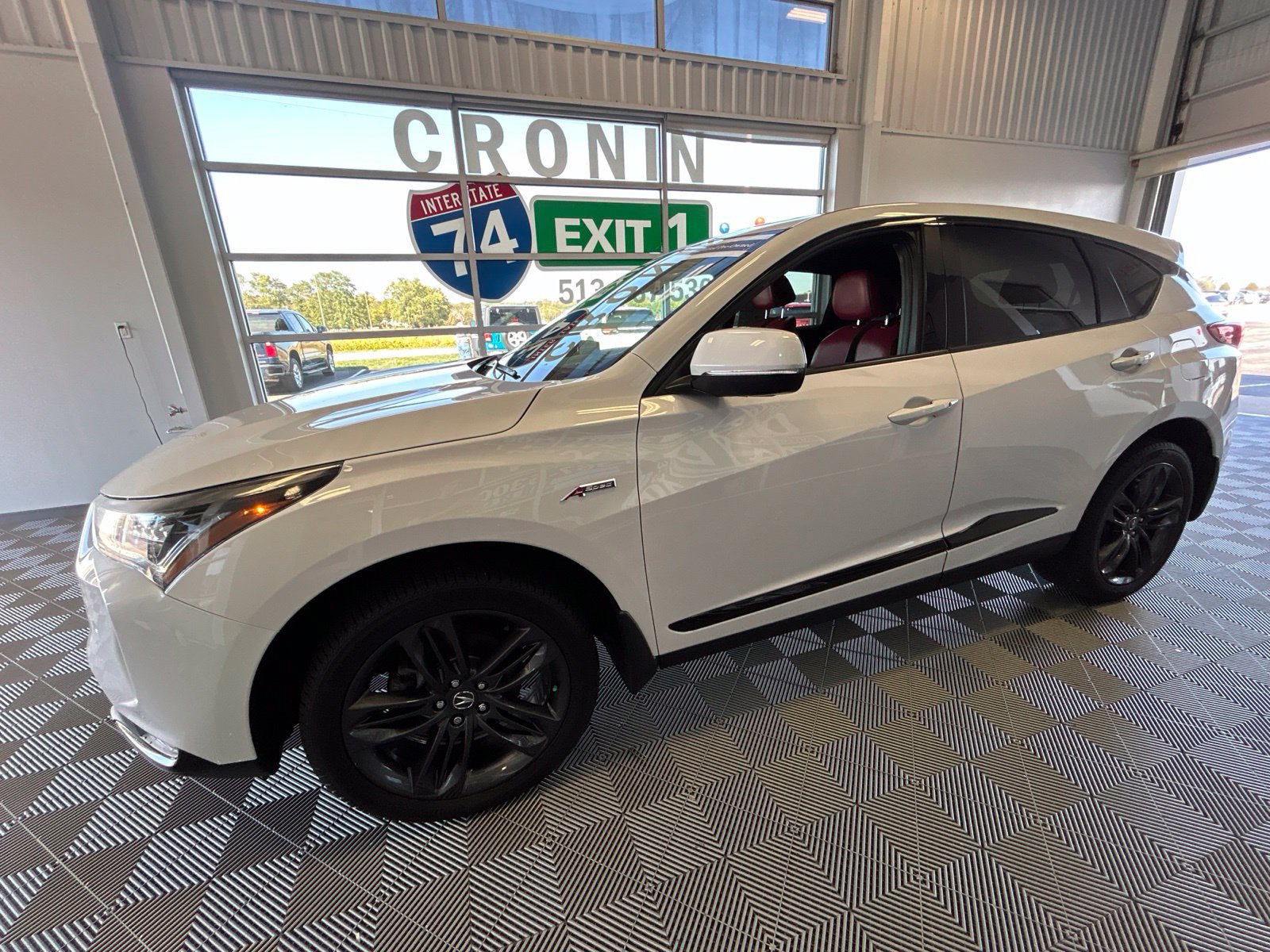 Used 2023 Acura RDX w/ Advance Package AWD/4WD image 3