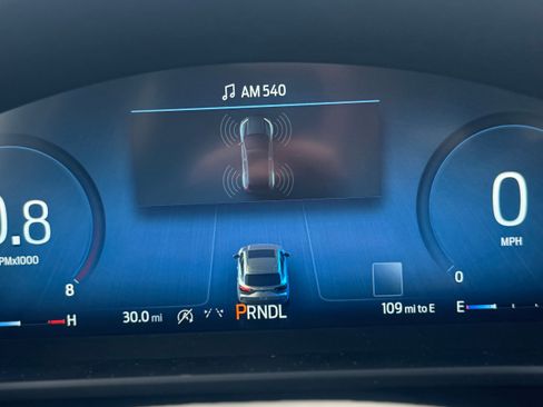 Used 2024 Ford Escape Platinum image 10